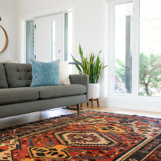 Enhancing Your Living Room with the Perfect Rug and Sofa Combination